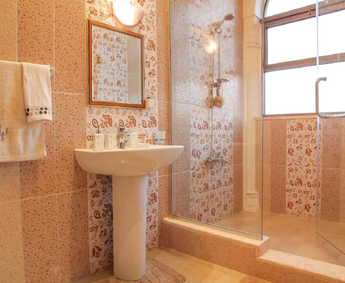 Khirfan Crown Houses -Downtown Amman Luaran gambar