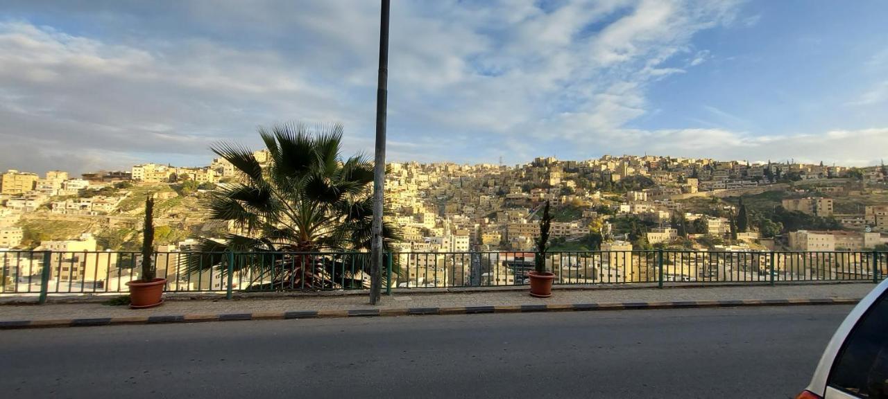 Khirfan Crown Houses -Downtown Amman Luaran gambar